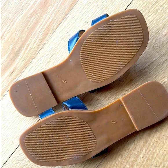 Colorful H Cut Paisley Slip-On Sandals Women’s size 37/6.5 - Picture 8 of 11